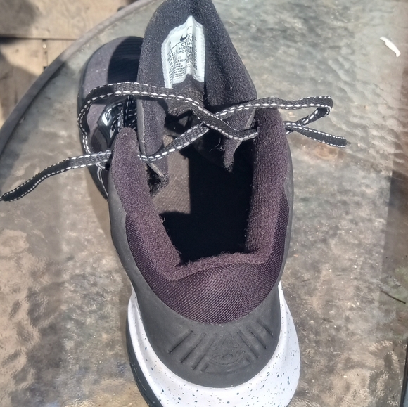 Nice only worn once and didn't fit was wrong size for me - Picture 7 of 8